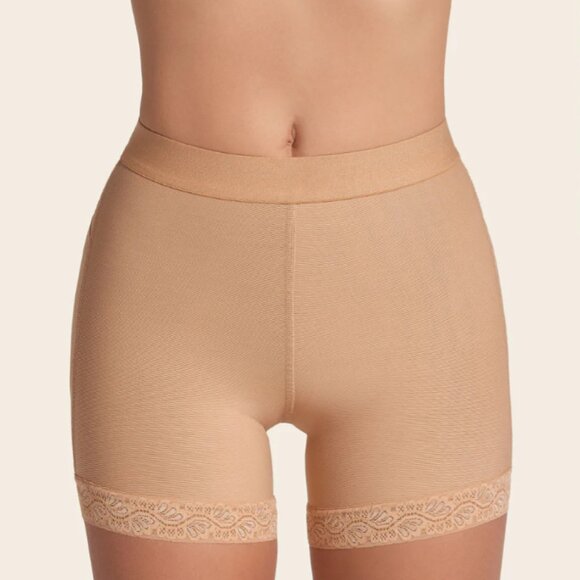 Leonisa Mid-Rise Sculpting Butt Lifter Shaper Short Large - Picture 3 of 5